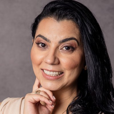 Dra. Carol Goulart